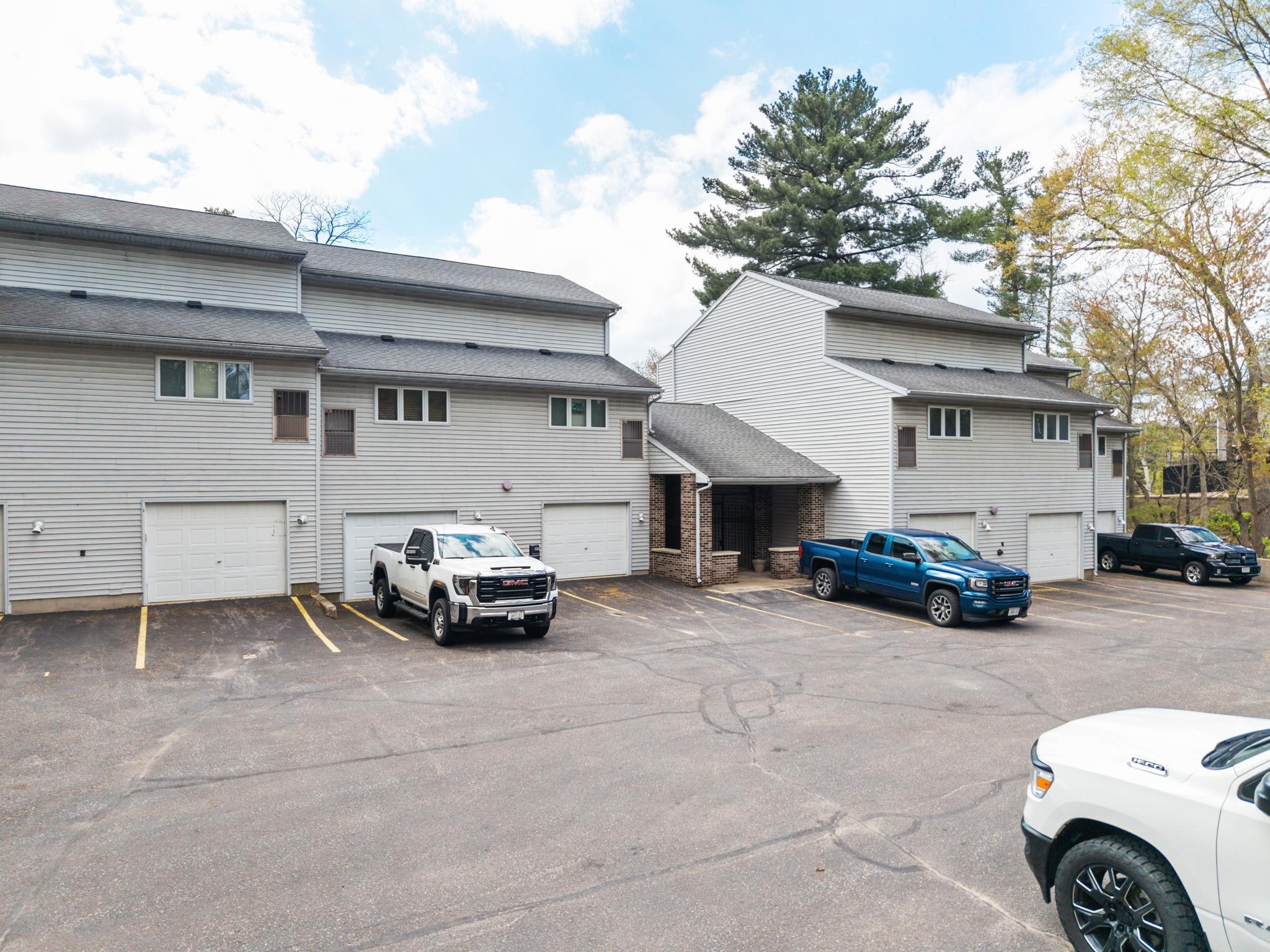 227 Canyon Road, Unit 6 Wisconsin Dells, WI 53965 - Photo 31 of 39