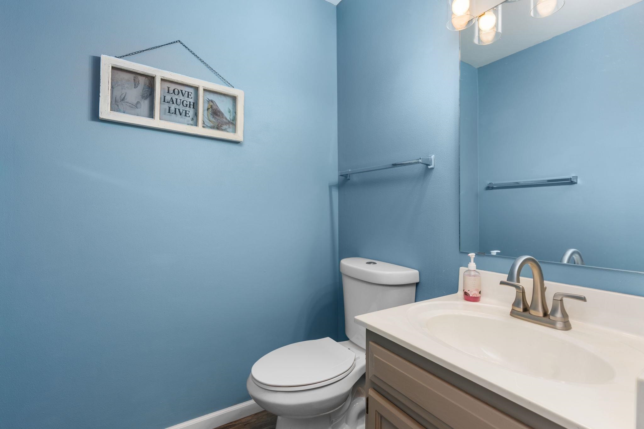 227 Canyon Road, Unit 6 Wisconsin Dells, WI 53965 - Photo 9 of 39