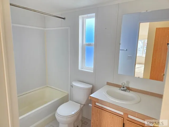 $179,900 | 1864 Falcon Circle West, Pocatello, ID 83204