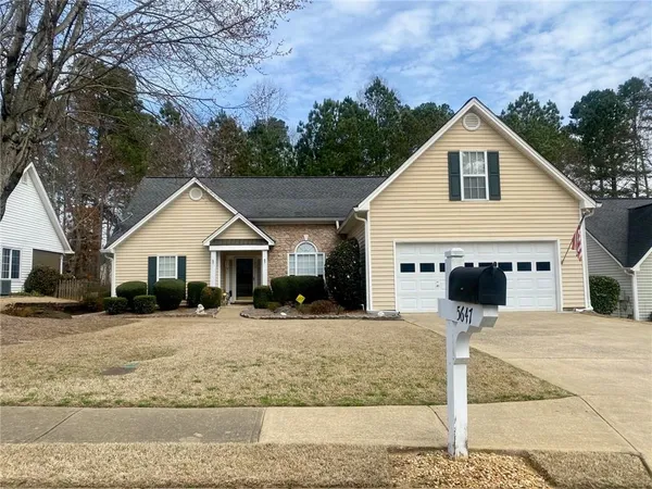 $2,350 | 5647 Tattersall Terrace, Sugar Hill, GA 30518