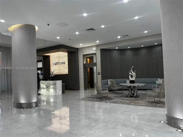 $3,500 | 18800 Northeast 29th Avenue, Unit 914, Aventura, FL 33180