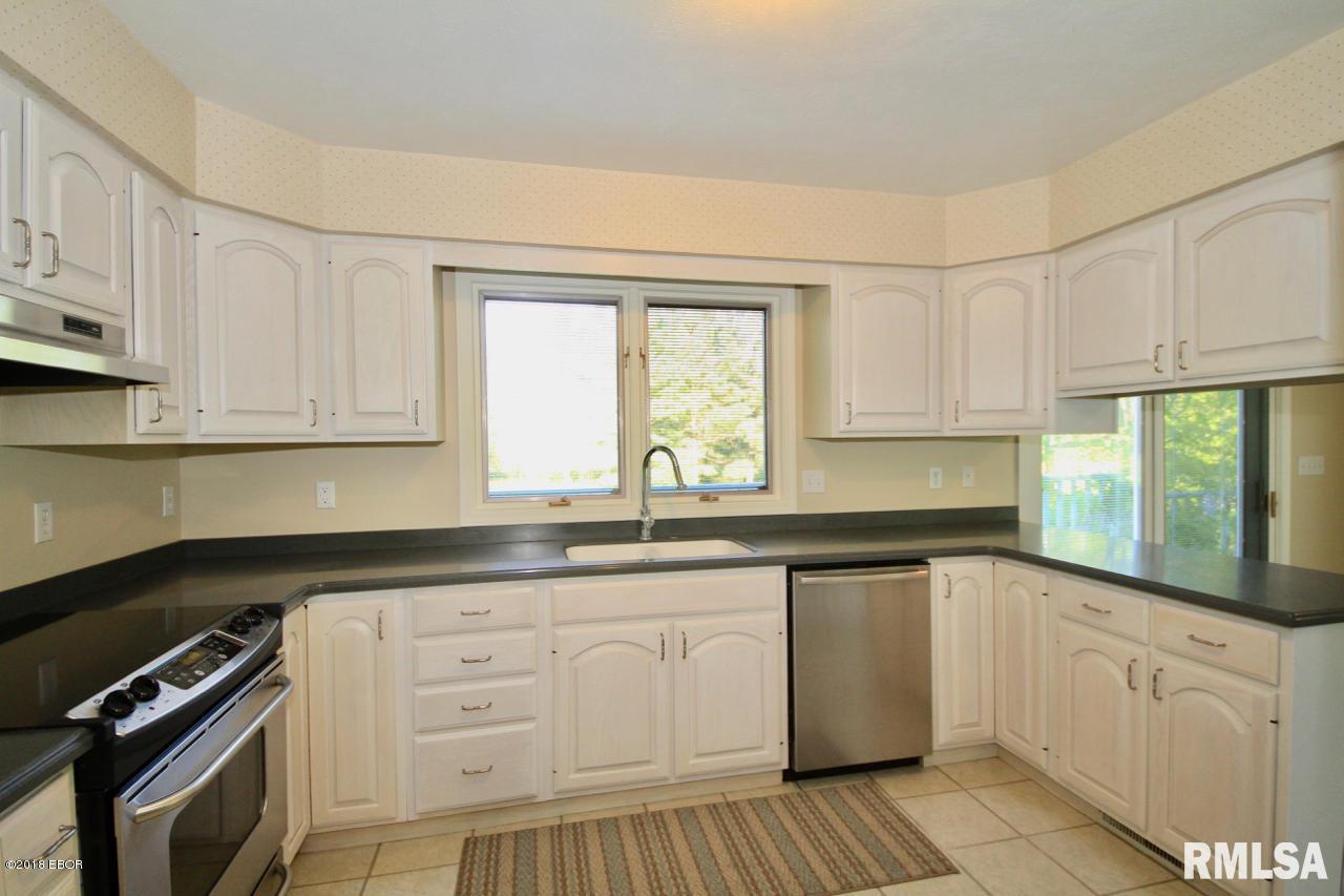 7935 Gable Road Du Quoin, IL 62832 - Photo 6 of 28