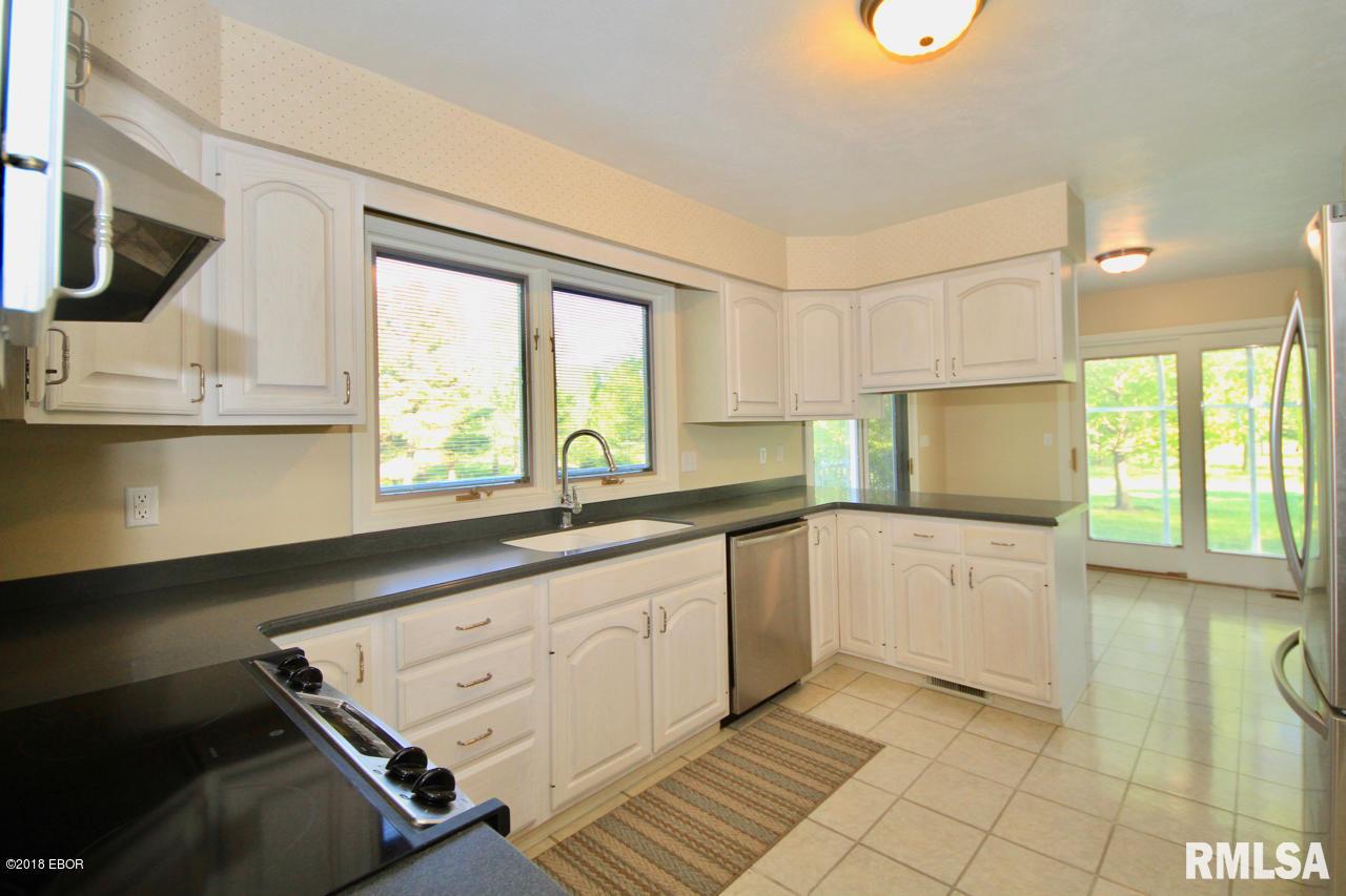 7935 Gable Road Du Quoin, IL 62832 - Photo 8 of 28