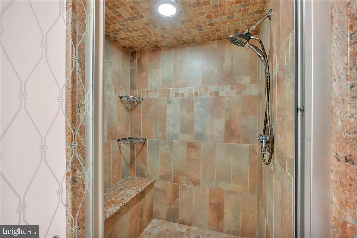27 Upton Way Sewell, NJ 08080 - Photo 18 of 37 Gallery Image 18
