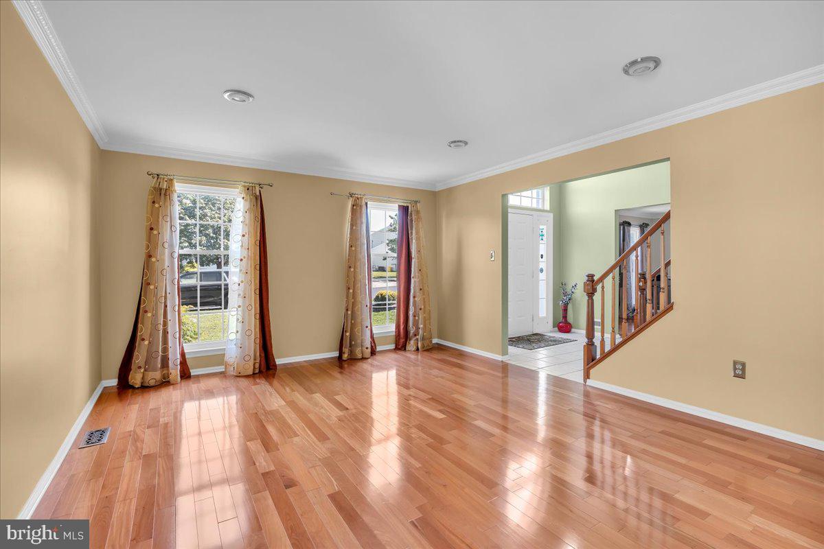 27 Upton Way Sewell, NJ 08080 - Photo 8 of 37 Gallery Image 8
