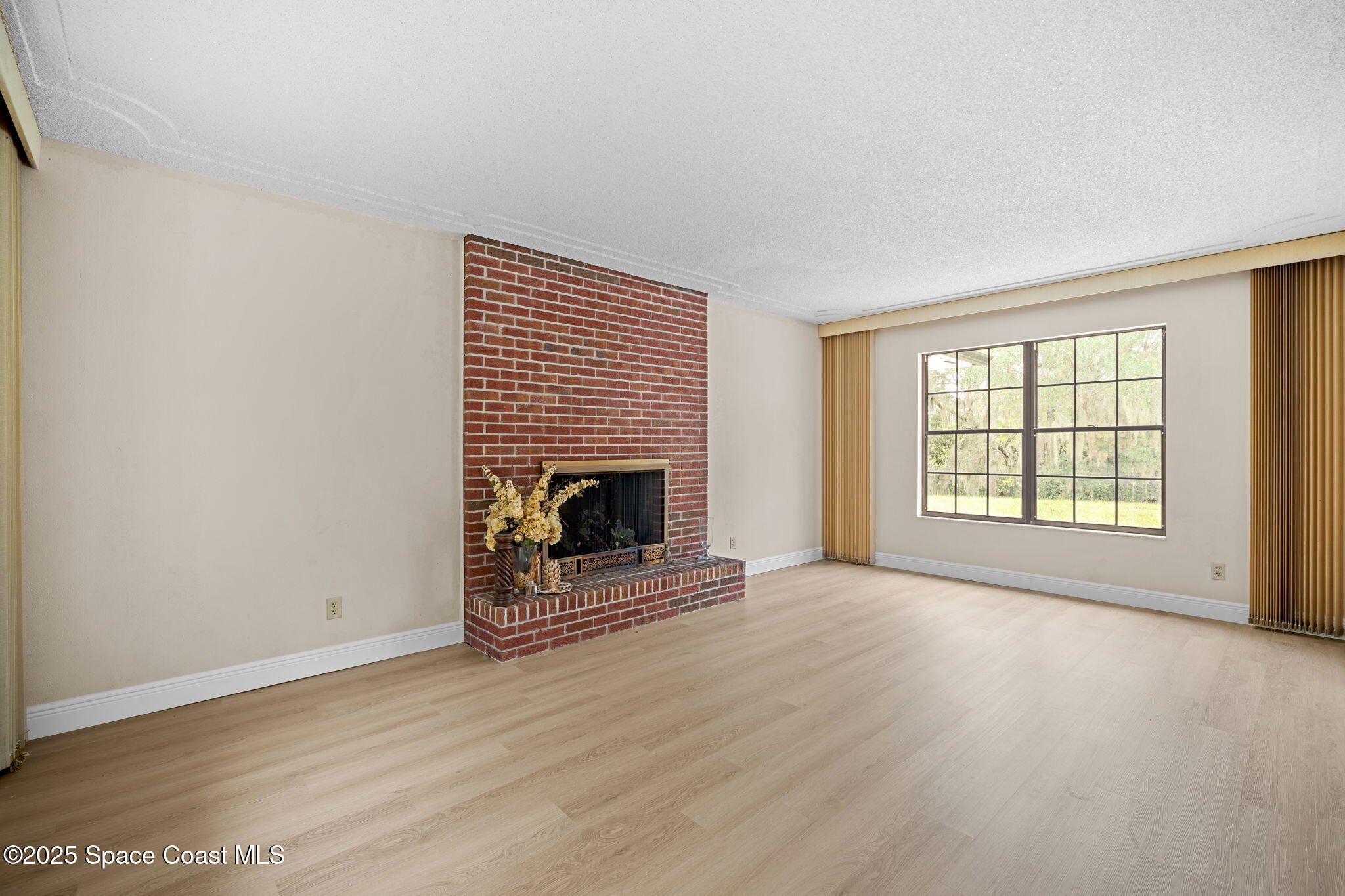 3612 Thal Road Titusville, FL 32796 - Photo 8 of 59 10-web-or-mls-SANDRA.livingroom6