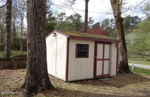 $75,500 | 141 Denise Drive, Jacksonville, NC 28540