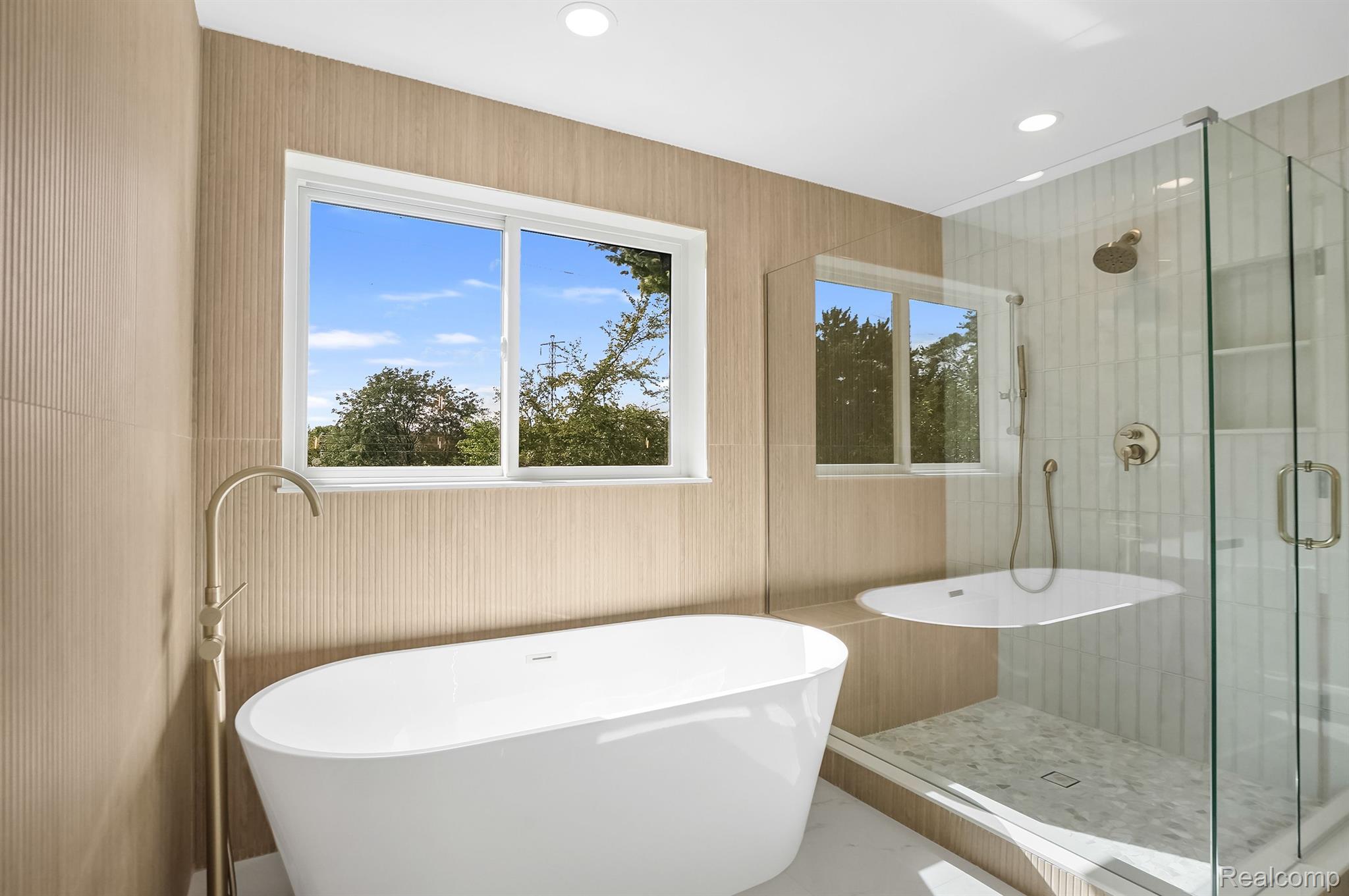 3815 Kent Road Royal Oak, MI 48073 - Photo 46 of 71 Gallery Image 46
