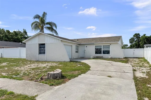 $310,000 | 1009 Sagamore Drive, Seffner, FL 33584
