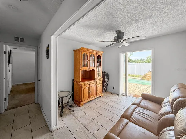 $310,000 | 1009 Sagamore Drive, Seffner, FL 33584