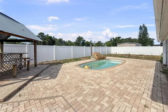 $310,000 | 1009 Sagamore Drive, Seffner, FL 33584