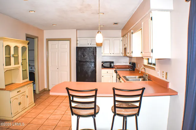 $1,800 | 18 Lisbon Way, Beaufort, SC 29907