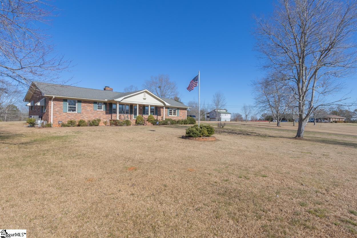 158 Prince George Road Easley, SC 29640 - Photo 2 of 32 Gallery Image 2