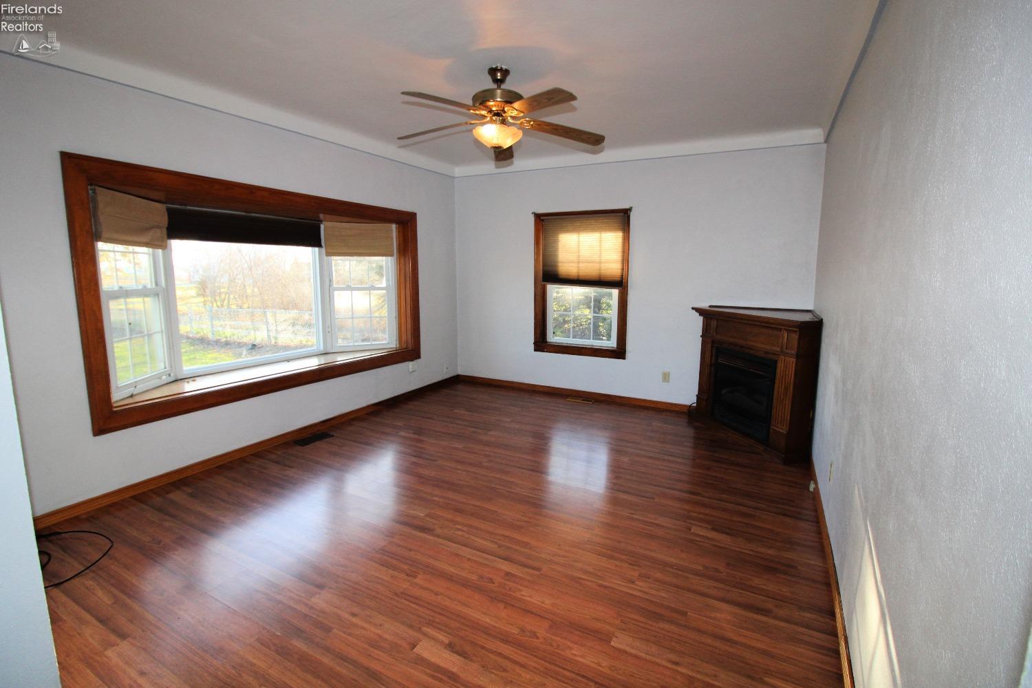 6089 West Harbor Road Lacarne, OH 43439 - Photo 10 of 39 Gallery Image 10