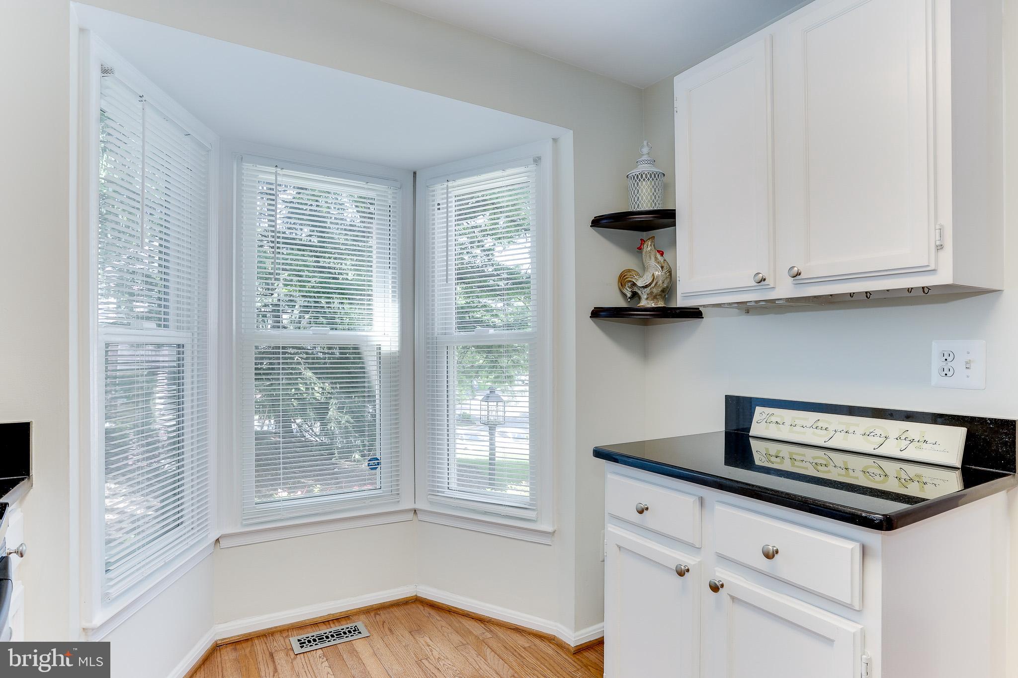 1676 Oaktree Court Reston, VA 20194 - Photo 7 of 30 Kitchen w/ Bay Window