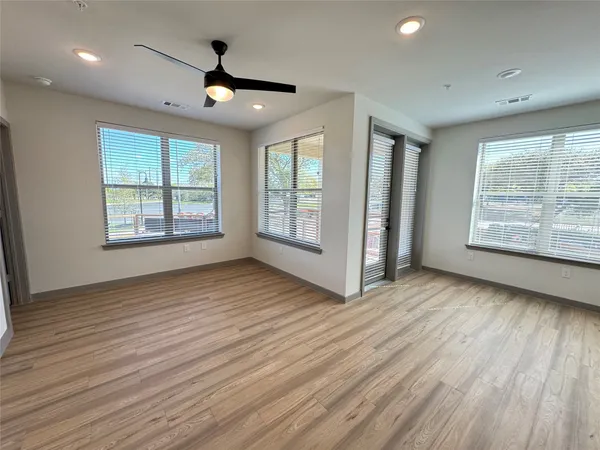 $2,430 | 11604 Stonehollow Drive, Unit B8 116, Austin, TX 78758