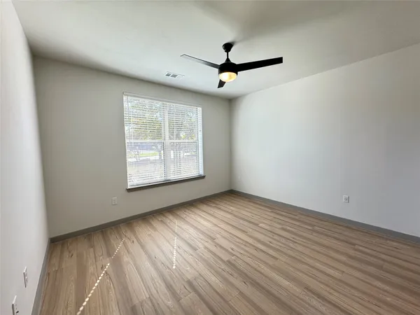 $2,430 | 11604 Stonehollow Drive, Unit B8 116, Austin, TX 78758