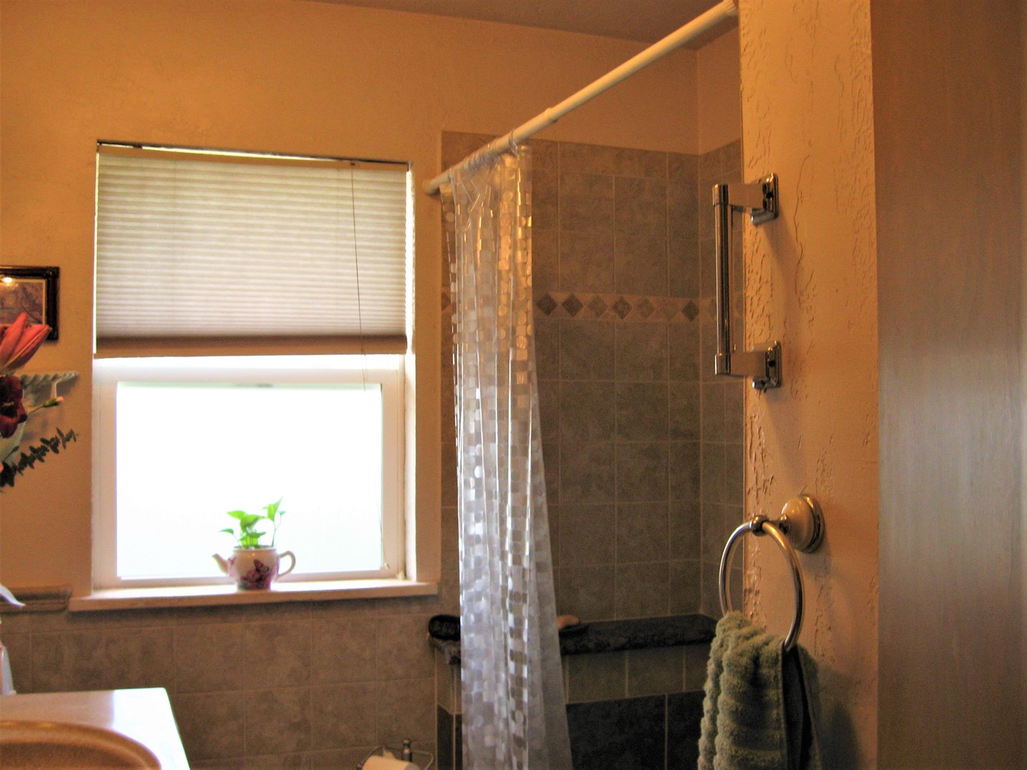 806 Sheridan Road Pekin, IL 61554 - Photo 22 of 28 Gallery Image 22