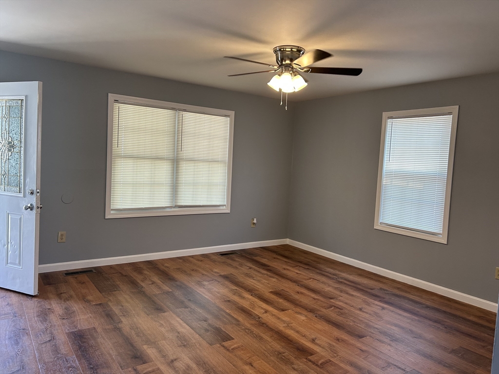35-37 Pine St Court Springfield, MA 01105 - Photo 35 of 42