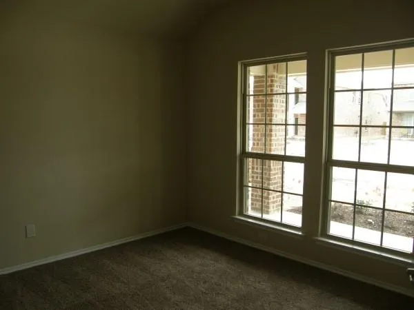 $2,800 | 200 Rocky Pine Road, McKinney, TX 75072