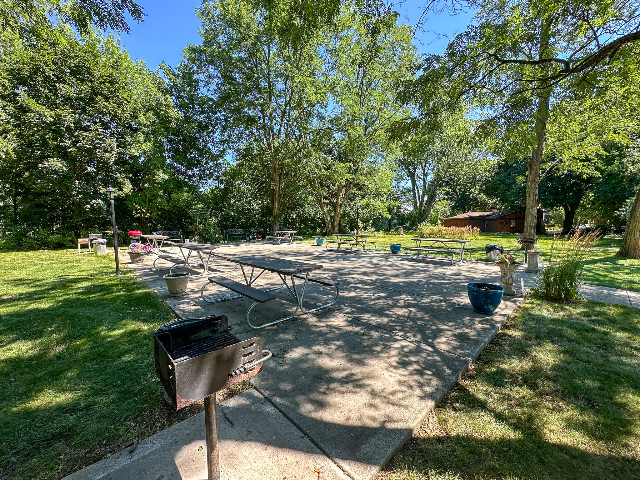 2300 Good Hope Road, Unit 339 Glendale, WI 53209 - Photo 38 of 39 Picnic Area
