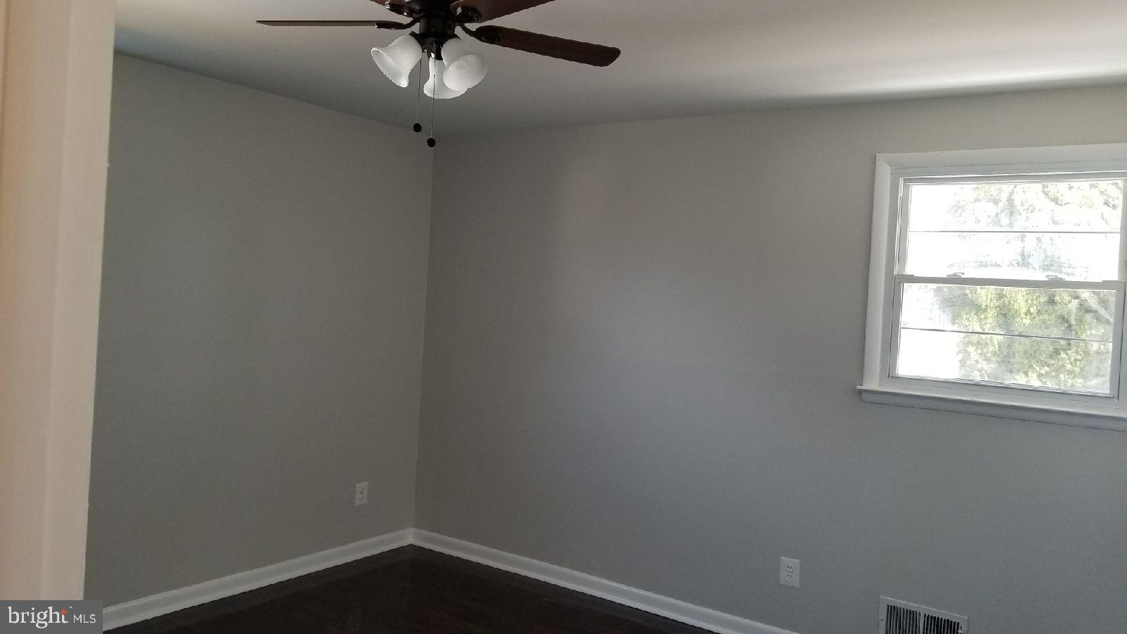 6818 Lenbern Road Baltimore, MD 21207 - Photo 18 of 32