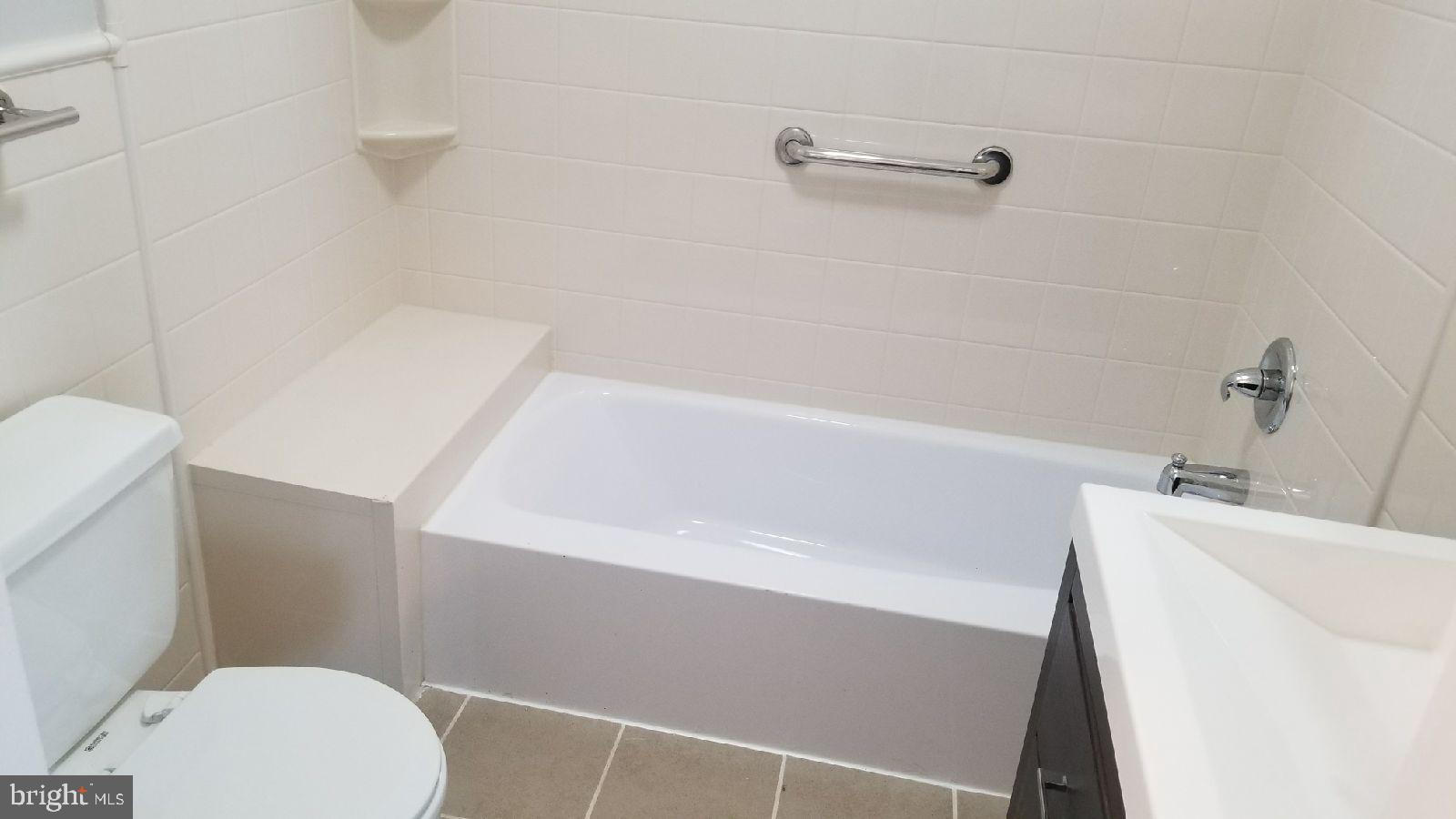 6818 Lenbern Road Baltimore, MD 21207 - Photo 19 of 32