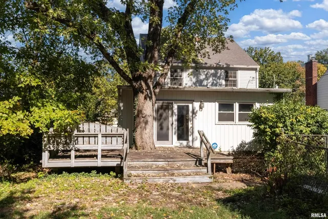 $184,900 | 711 West Elm Street, Carbondale, IL 62901