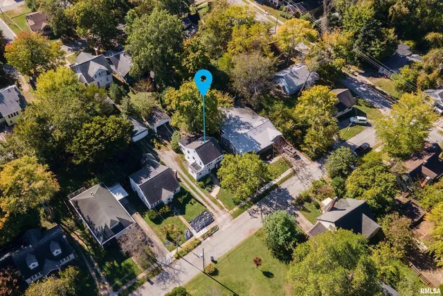 $184,900 | 711 West Elm Street, Carbondale, IL 62901