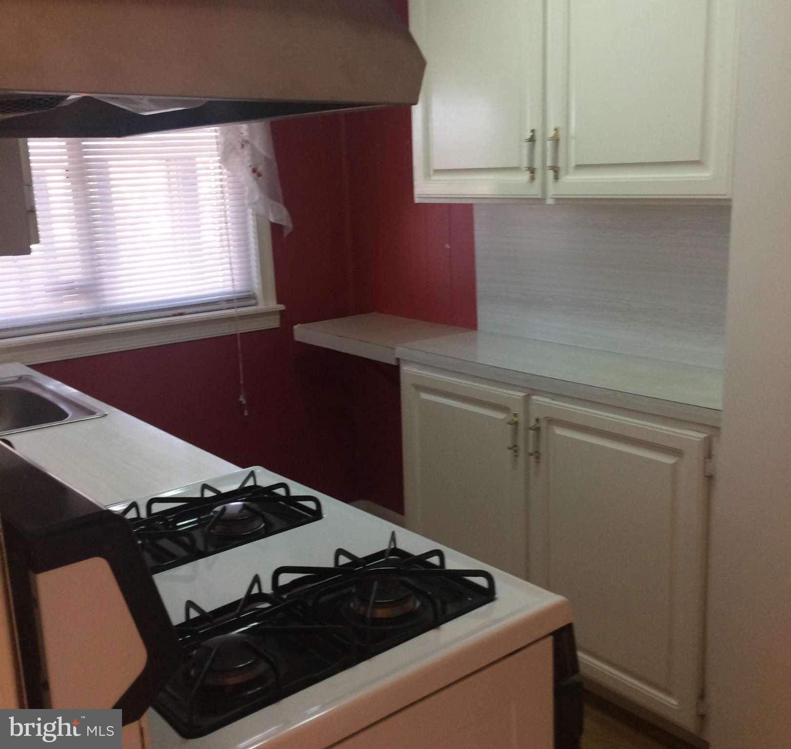 312 West Riverview Road Baltimore, MD 21225 - Photo 12 of 29 Kitchen