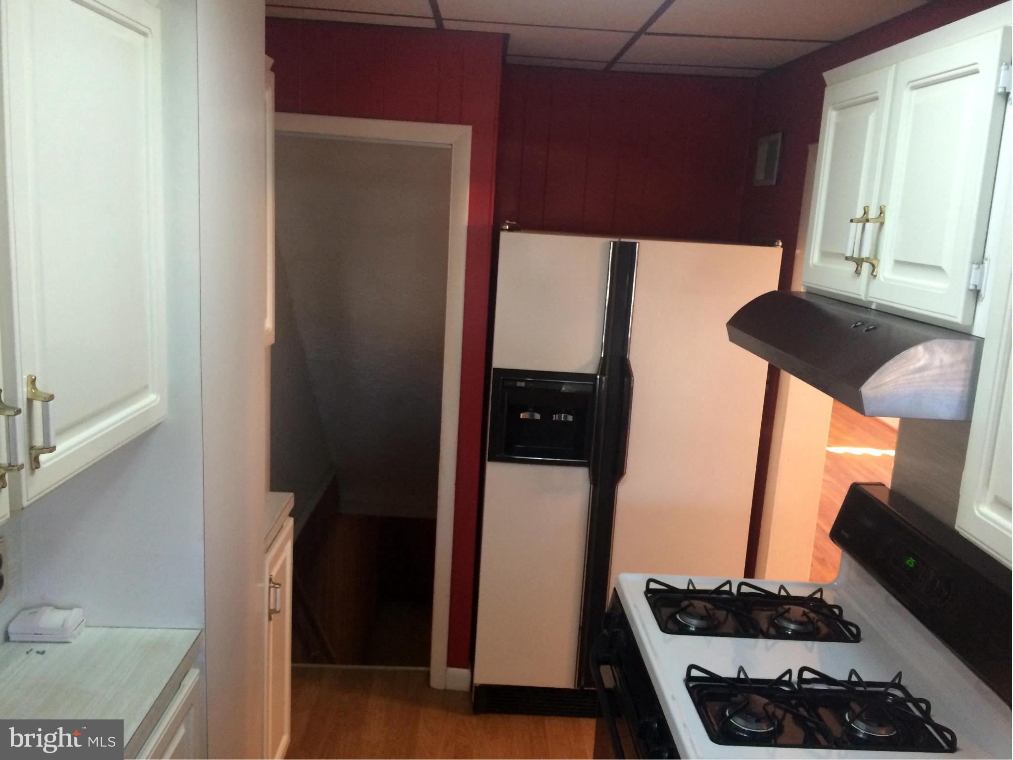 312 West Riverview Road Baltimore, MD 21225 - Photo 16 of 29 Kitchen