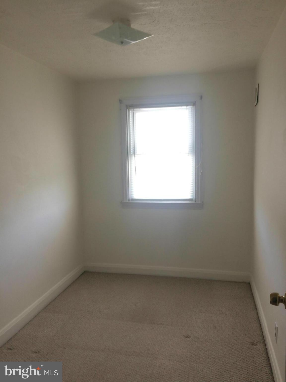 312 West Riverview Road Baltimore, MD 21225 - Photo 17 of 29 Bedroom