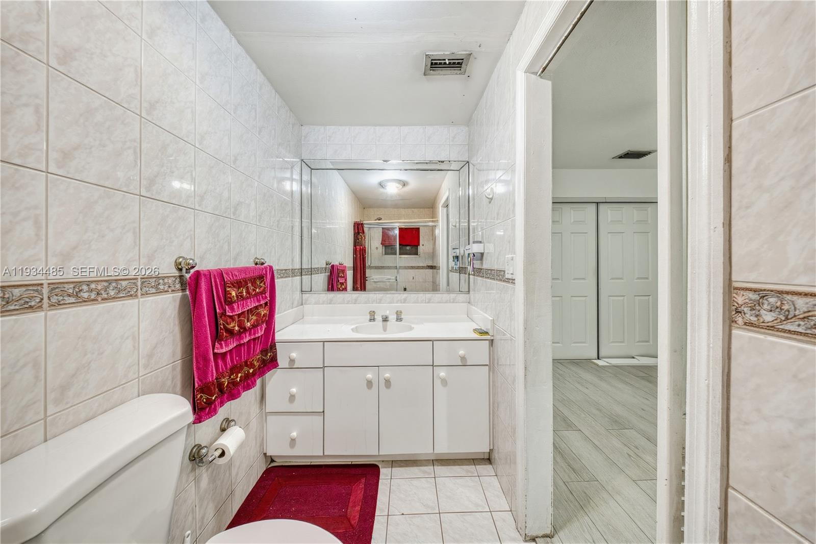 3640 Southwest 92nd Avenue Miami, FL 33165 - Photo 17 of 30 a utility room with dryer and washer