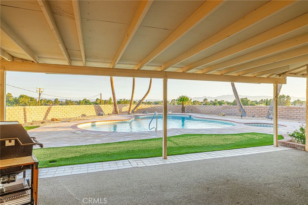 19459 Shasta Road Apple Valley, CA 92307 - Photo 56 of 64