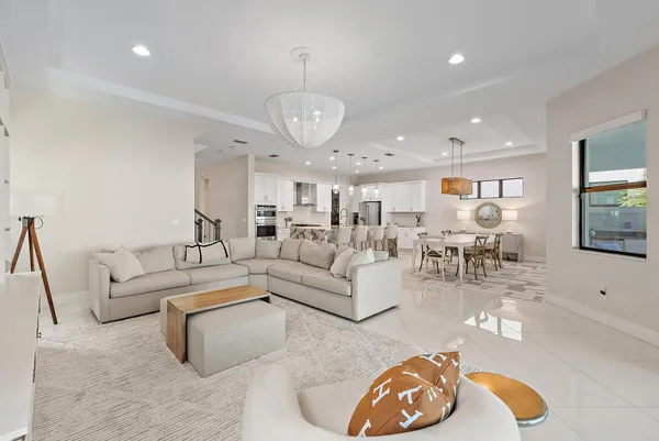$14,000 | 13633 Artisan Circle, Palm Beach Gardens, FL 33418