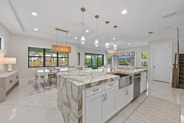 $14,000 | 13633 Artisan Circle, Palm Beach Gardens, FL 33418