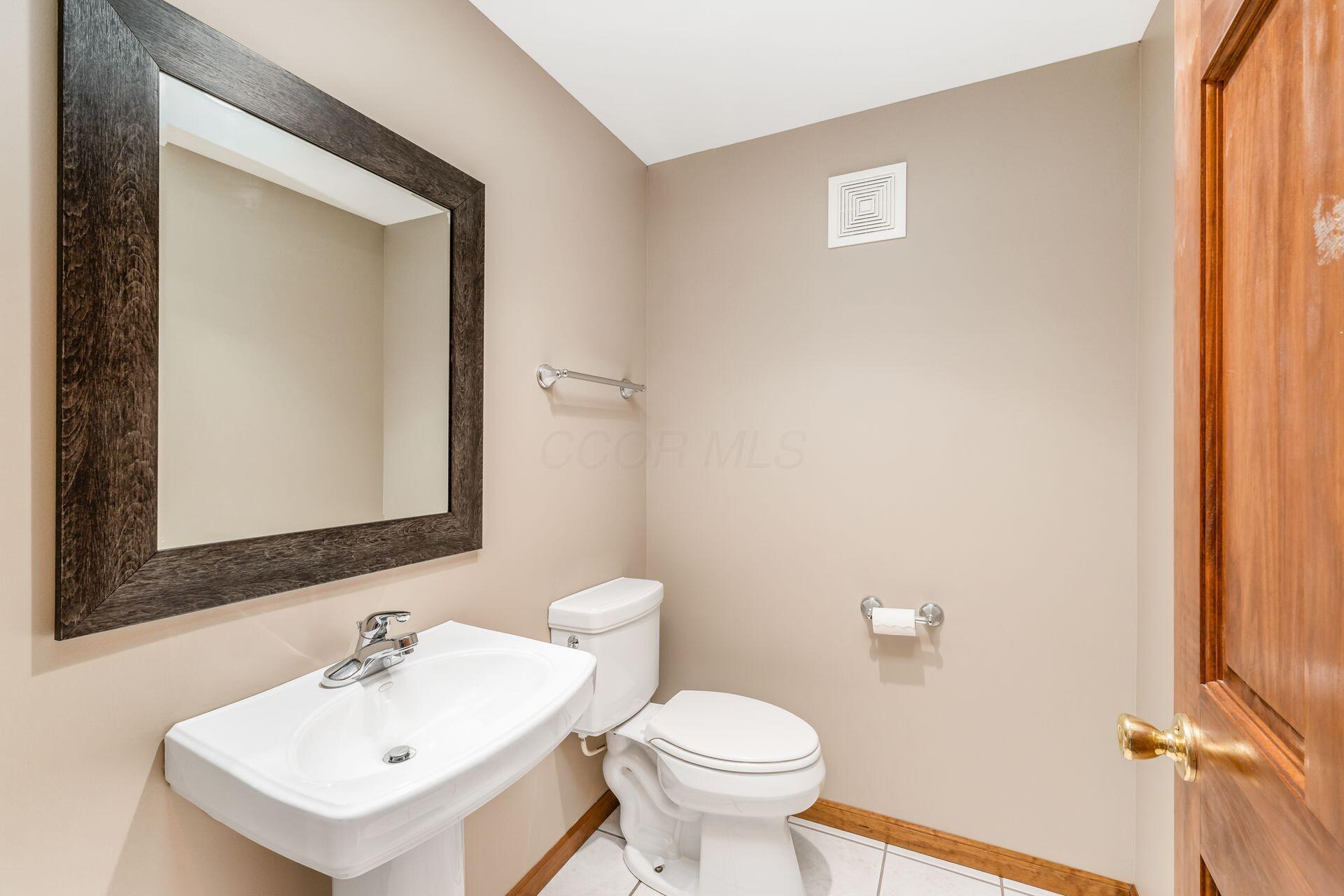 8657 Spring Flower Road Pickerington, OH 43147 - Photo 22 of 24 062_Pickerington OH 43147 USA