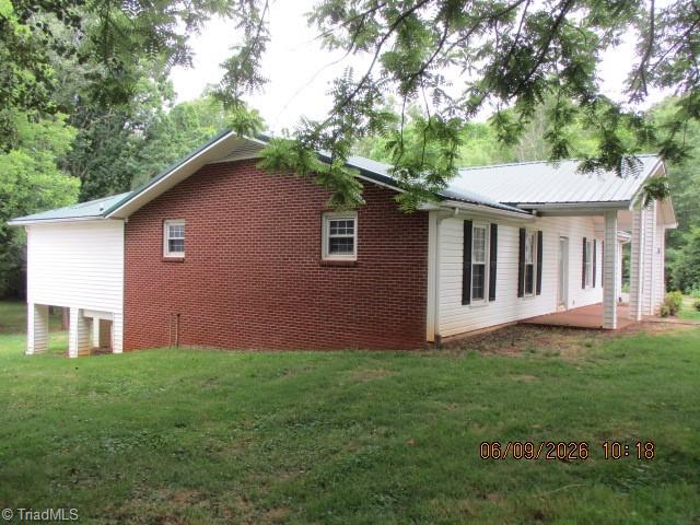 4666 Seward Road Pfafftown, NC 27040 - Photo 3 of 26