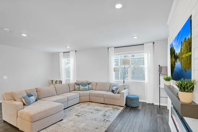 $525,000 | 3209 Trillium Circle, Rolling Meadows, IL 60008