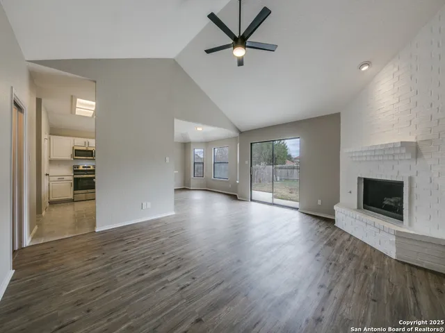 $1,865 | 9218 Shadow Crest Drive, Converse, TX 78109