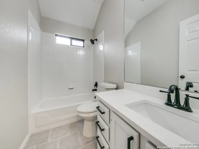 $1,865 | 9218 Shadow Crest Drive, Converse, TX 78109