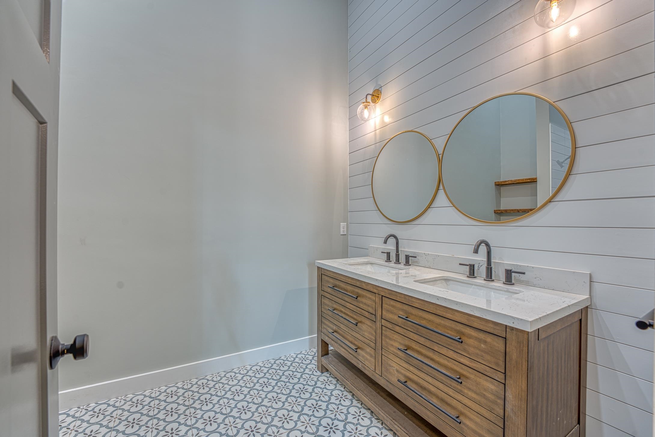 1002 Highway 3, Unit 3 EAST Holderness, NH 03245 - Photo 13 of 28