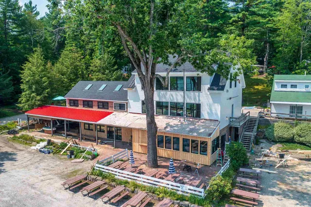 $3,750 | 1002 Highway 3, Unit 3 EAST, Holderness, NH 03245