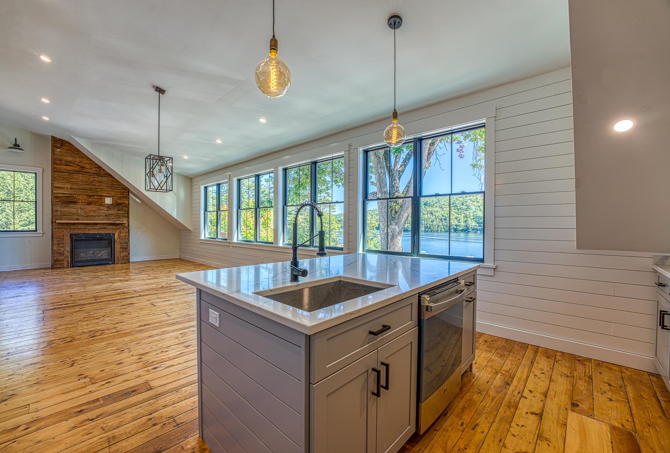 1002 Highway 3, Unit 3 EAST Holderness, NH 03245 - Photo 2 of 28