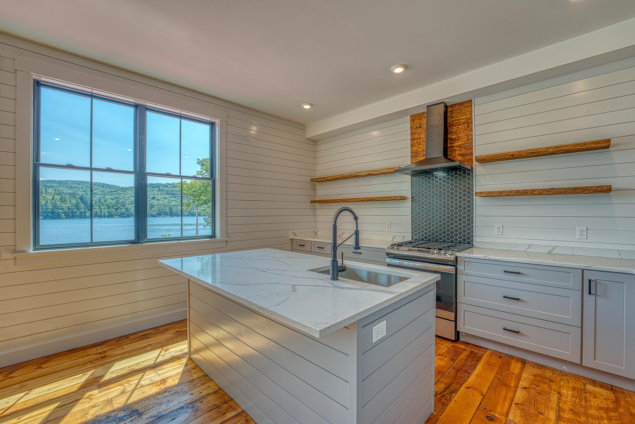 1002 Highway 3, Unit 3 EAST Holderness, NH 03245 - Photo 8 of 28