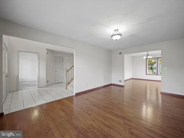 $409,900 | 423 Bradley Lane, Shippensburg, PA 17257