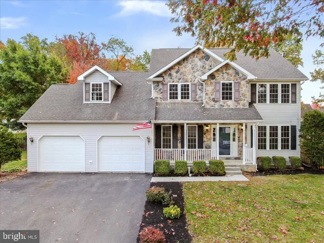 $409,900 | 423 Bradley Lane, Shippensburg, PA 17257