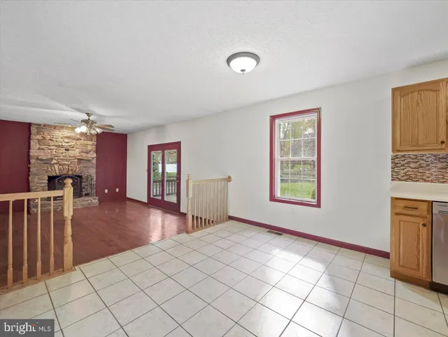 $409,900 | 423 Bradley Lane, Shippensburg, PA 17257