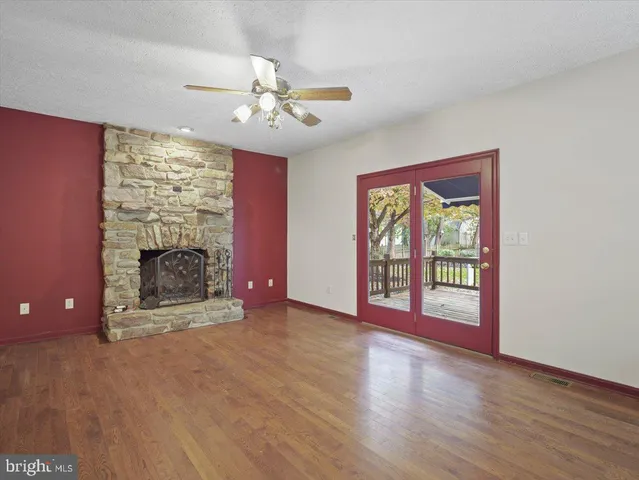 $409,900 | 423 Bradley Lane, Shippensburg, PA 17257