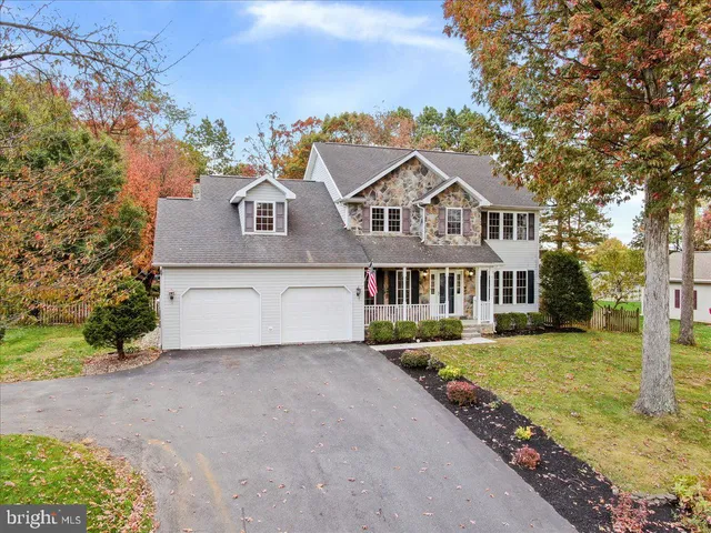 $409,900 | 423 Bradley Lane, Shippensburg, PA 17257